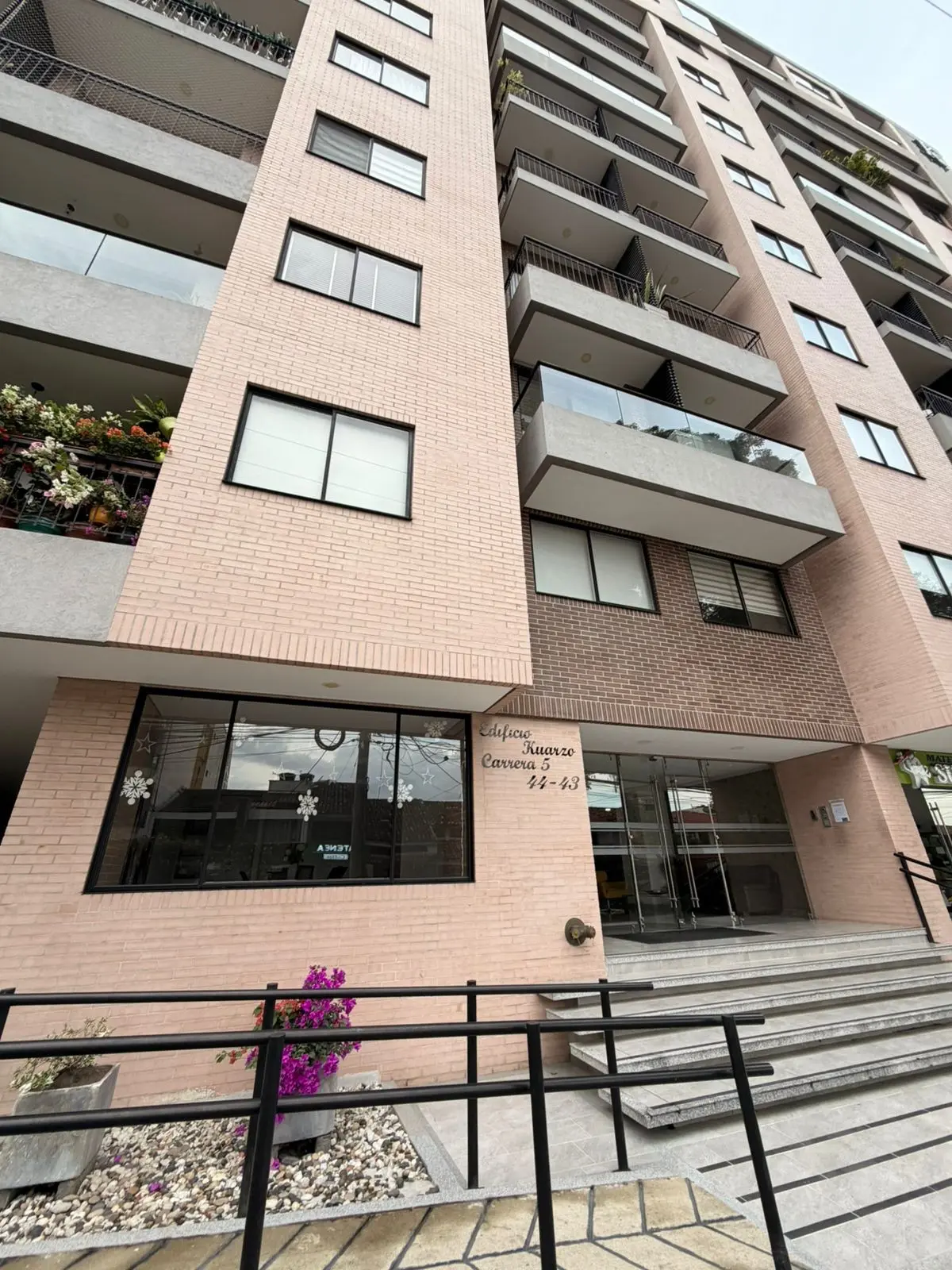 Apartamento Edificio Kuarzo